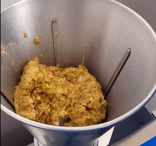 包子機(jī)供餡原理設(shè)計缺陷 包子機(jī)供餡原理設(shè)計缺陷