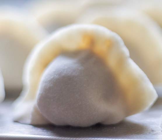 餃子機(jī)包出來的餃子破損率高怎么辦？