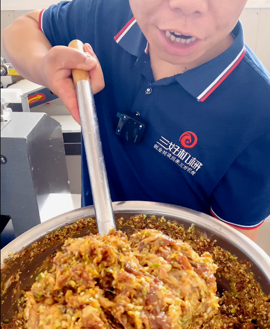 有理論沒實(shí)踐的坑別踩，仿手工包子機(jī)教面餡工藝