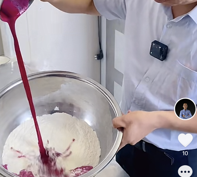 包子餃子一體機(jī)怎么做花邊餃子 包子餃子一體機(jī)怎么做花邊餃子